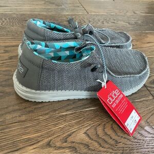 Hey Dude Wally SOX Charcoal / Gray Shoes Size US 7 NWT